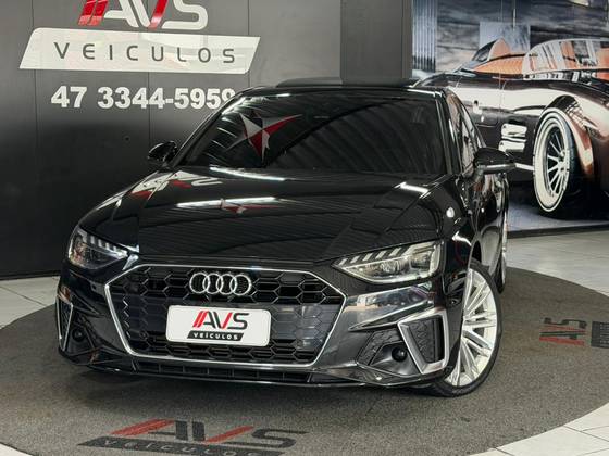 AUDI A4 2.0 TFSI MHEV S LINE S TRONIC